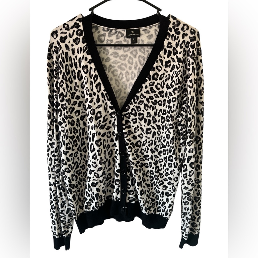 {Worthington} Black, Grey and White Animal Cheetah Print Cardigan Women’s Large